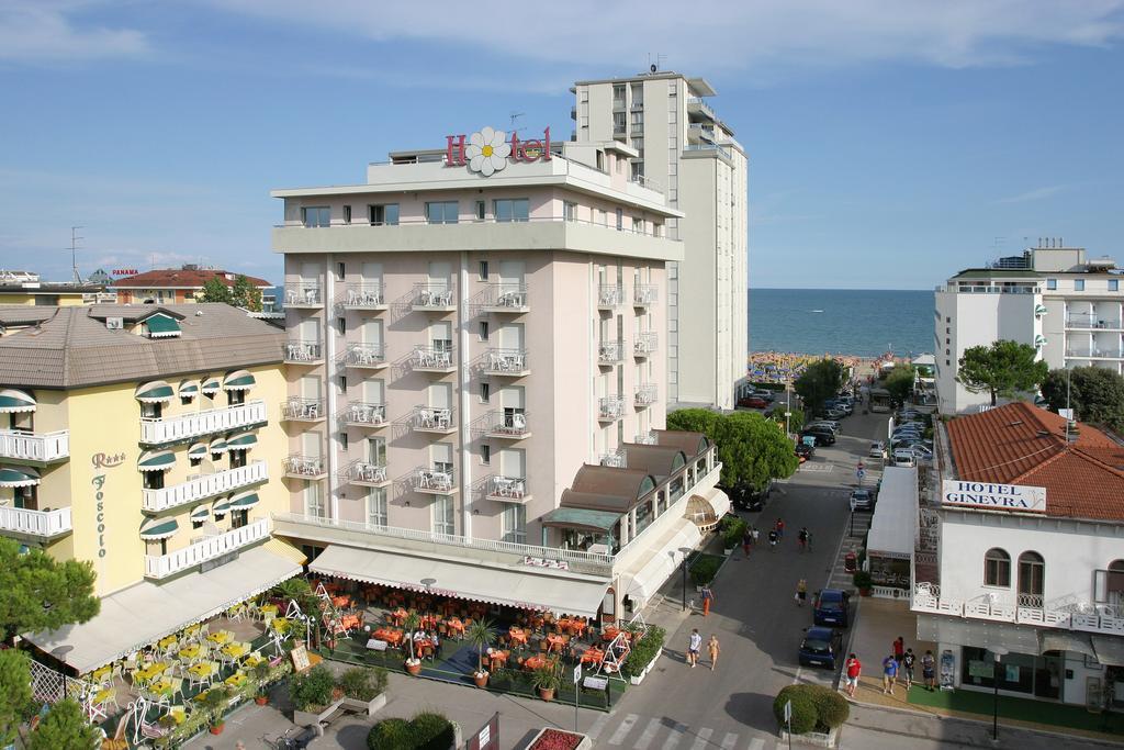Hotel Margherita Lido di Jesolo Exteriör bild
